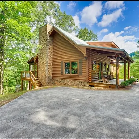 Peaceful Side Cabin